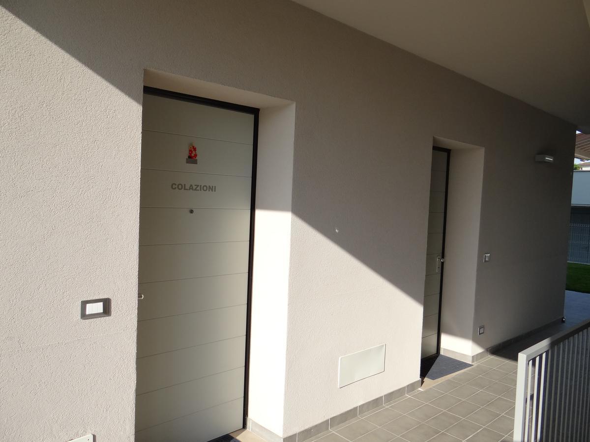 Nuovo Laghetto Del Frassino Hotel Peschiera del Garda Luaran gambar