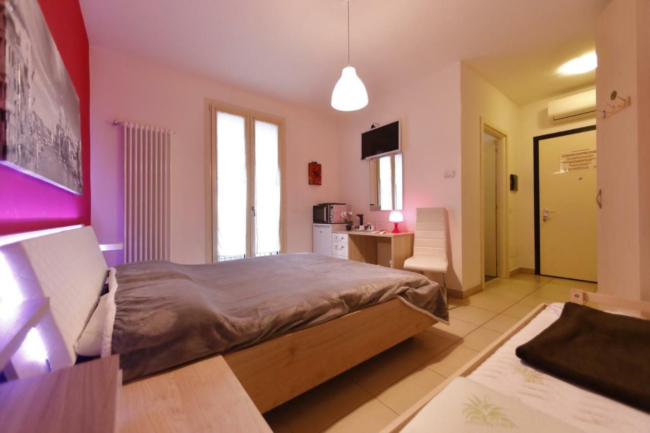 Nuovo Laghetto Del Frassino Hotel Peschiera del Garda Luaran gambar