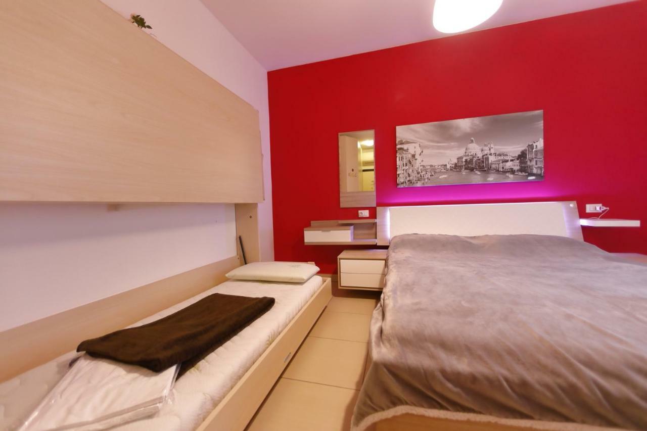 Nuovo Laghetto Del Frassino Hotel Peschiera del Garda Luaran gambar