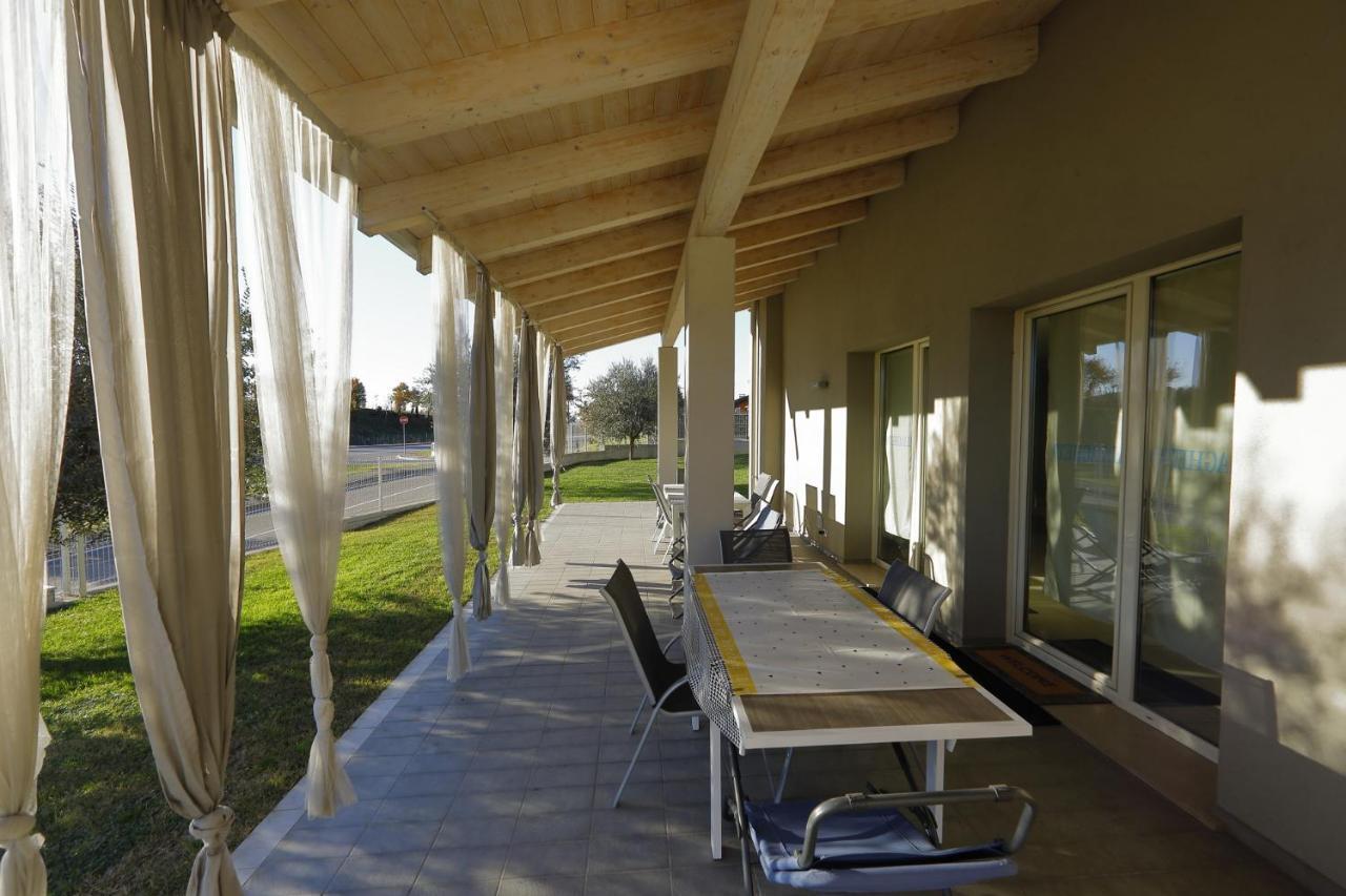 Nuovo Laghetto Del Frassino Hotel Peschiera del Garda Luaran gambar
