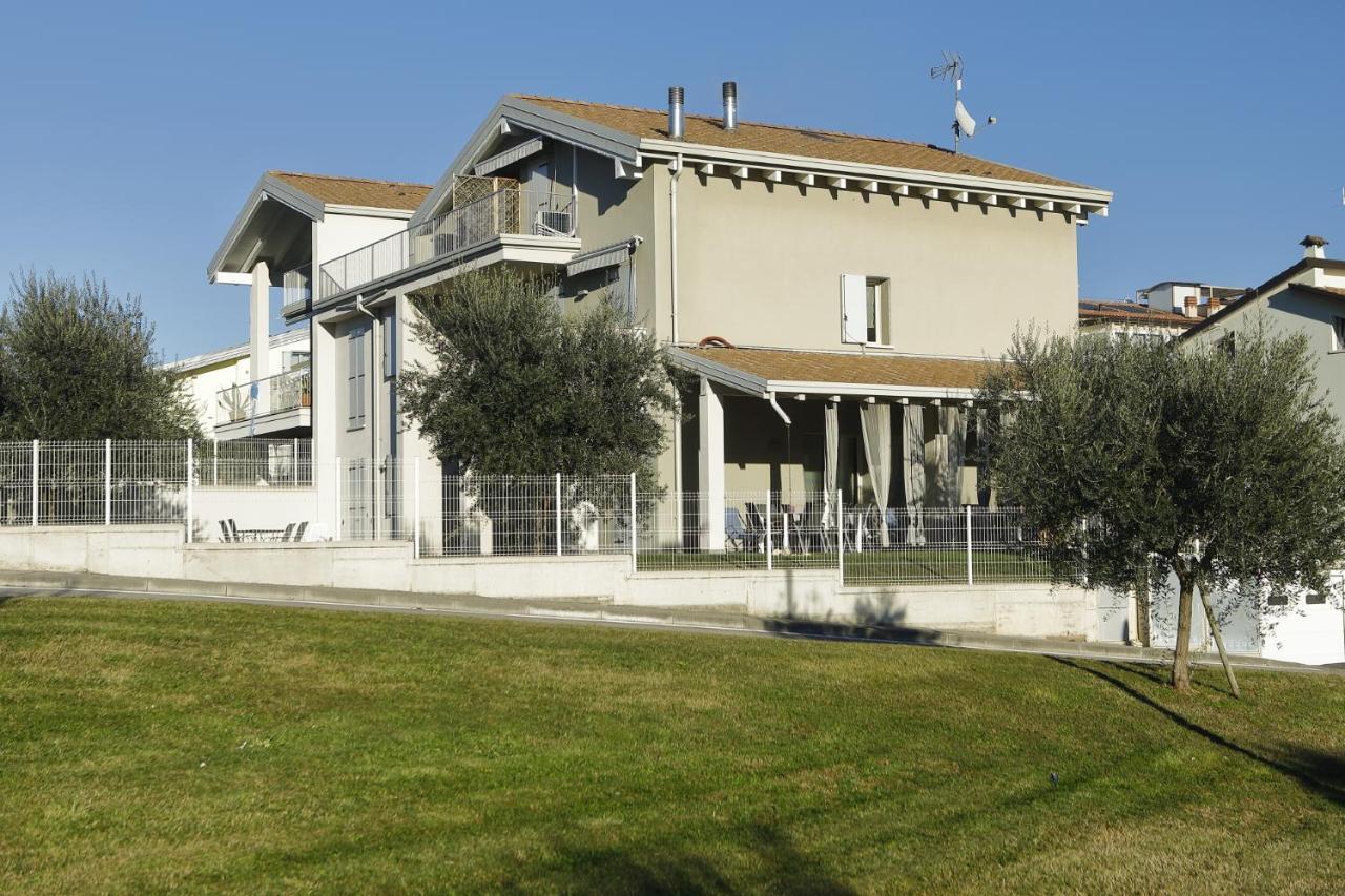 Nuovo Laghetto Del Frassino Hotel Peschiera del Garda Luaran gambar
